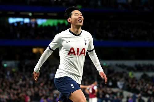 Tiền vệ trái: Son Heung-min (Tottenham).