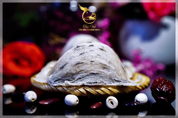 Yến Sào Cung Đình Thượng Hoàng, món ăn kết tụ từ tinh hoa trời - đất