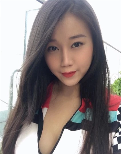 Bị cộng đồng mạng chê chỉnh ảnh quá đà, hot girl tức tối khoe ảnh ngoài đời thậm chí còn nóng bỏng hơn trên mạng - Ảnh 4.