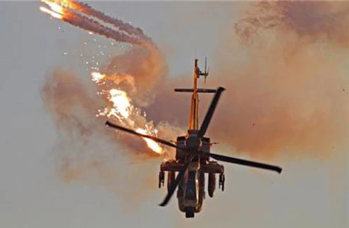 Trực thăng AH-64D Apache do Mỹ sản xuất