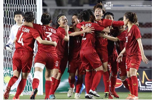 Báo châu Á: “Đội tuyển bóng đá nữ Việt Nam thống trị Đông Nam Á”