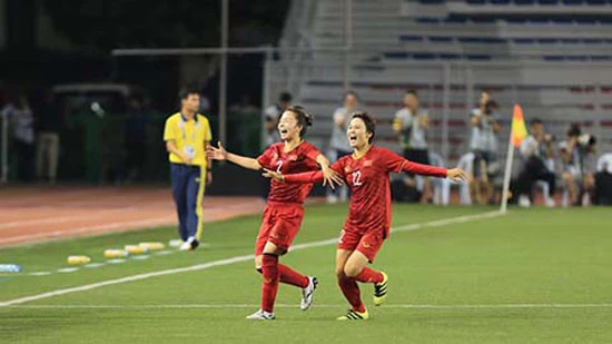 Vô địch SEA Games 30, các cô gái vàng nhận mưa tiền thưởng