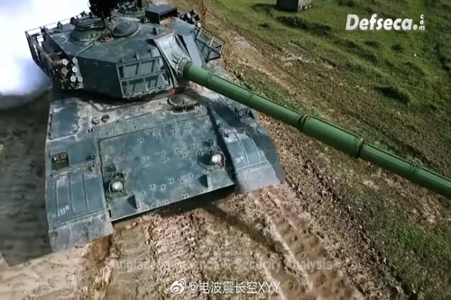 Tại nhiều quốc gia trên thế giới hiện nay, xe tăng T-54/55 hay phiên bản do Trung Quốc sản xuất mang tên Type 59 hiện vẫn được sử dụng với số lượng rất lớn và thường xuyên được nâng cấp, cải biên. Nguồn ảnh: Sina.