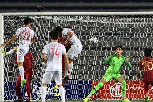 Thắng đậm Indonesia, Việt Nam giành tấm HCV lịch sử