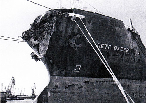 Thảm kịch tàu “Titanic” Liên Xô chìm đắm tang thương dưới đáy biển