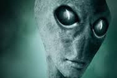 Cựu phi hành gia NASA hé lộ bằng chứng bí ẩn về UFO