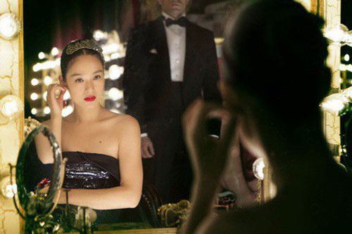 Chồng vào nhà nghỉ với gái, vợ dẫn trai thuê ngay phòng bên và màn kịch hay