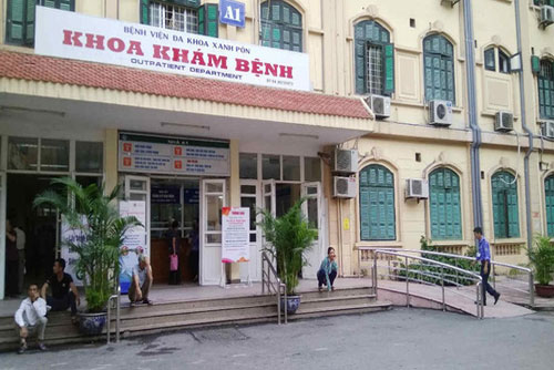 Đình chỉ 3 nhân viên Bệnh viện Xanh Pôn vì nghi án gian lận xét nghiệm