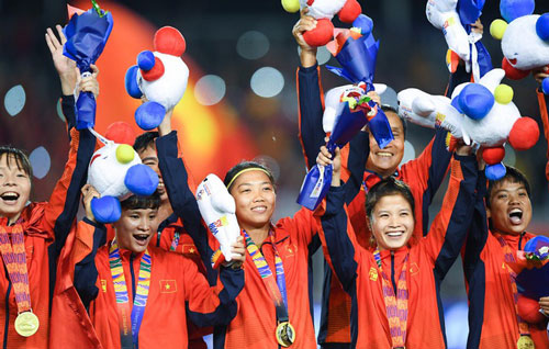U22 Việt Nam nhận được lời chúc ý nghĩa từ đội tuyển bóng đá nữ vô địch SEA Games 30