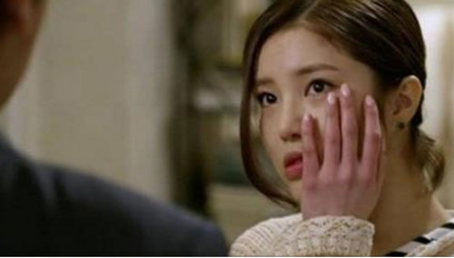 Tôi bị chồng đánh bầm dập vì con càng lớn càng giống chồng cũ và sự thật đằng sau