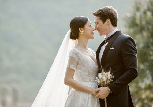 Chồng Tây tiết lộ Hoàng Oanh có nhu cầu cao hơn trong chuyện chăn gối