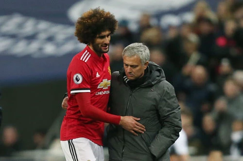 Fellaini và Mourinho thời còn gắn bó với nhau ở M.U. Ảnh: Getty.