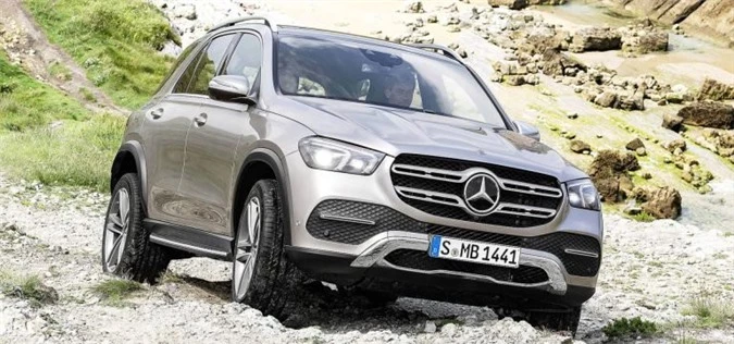 top 10 tinh nang cong nghe hang dau cua mercedes benz trong 2019 hinh 3