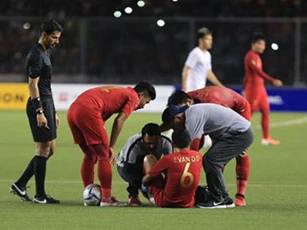 Văn Hậu khiến U22 Indonesia mất ngôi sao sáng nhất ở chung kết SEA Games 30
