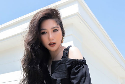 Sau MV "bão tố" liên quan tới Quang Đăng - Thái Trinh, Hương Tràm trở lại với ca khúc tình yêu đầy day dứt