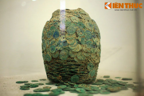 Cận cảnh những đồng tiền cổ độc nhất vô nhị Việt Nam