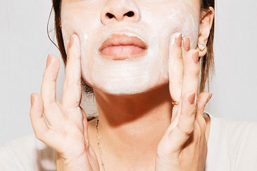 Những cách tẩy tế bào chết có hại cho da