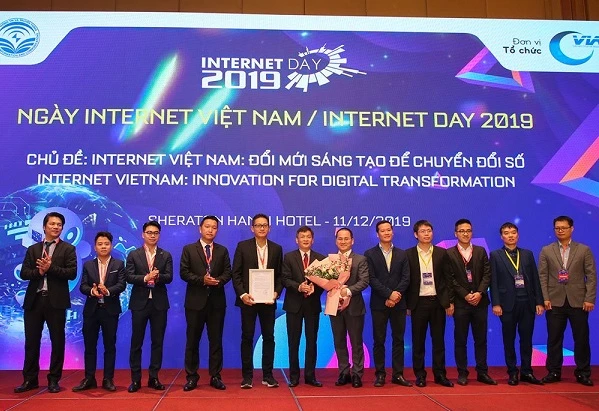 Hiệp hội Internet Việt Nam chính thức ra mắt Câu lạc bộ Điện toán đám mây và Trung tâm dữ liệu Việt Nam.