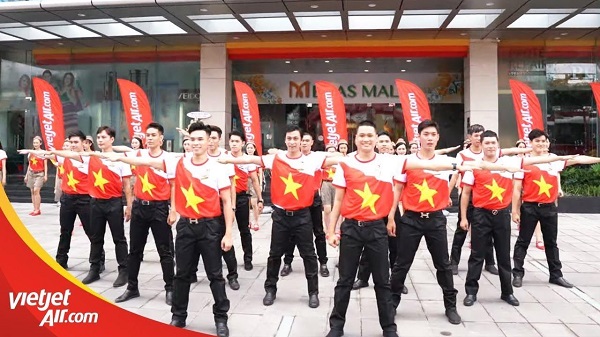 Người thân, gia đình đội bóng nữ và ban huấn luyện thỏa thích bay Vietjet miễn phí khắp các nước trong khu vực