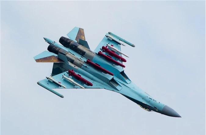 Mac ke Nga lien tuc moi chao, Tho Nhi Ky van tho o voi Su-35-Hinh-5