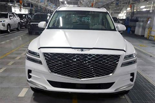 Genesis GV80 đẹp mê ly giá từ 1,2 tỷ đồng 'quyết đấu' BMW X5