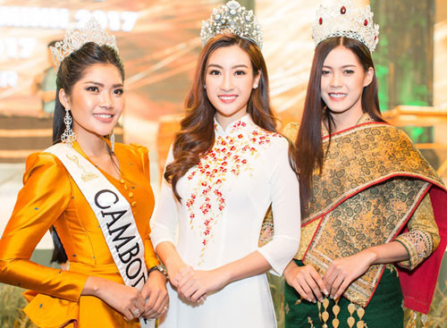 Hoa hậu Lào "xinh như tiên" lần đầu đọ sắc Đỗ Mỹ Linh
