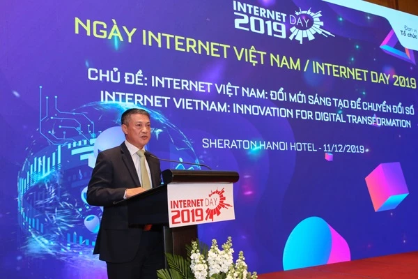 Thứ trưởng Bộ TT&TT Phạm Hồng Hải phát biểu tại phiên khai mạc Internet Day 2019.