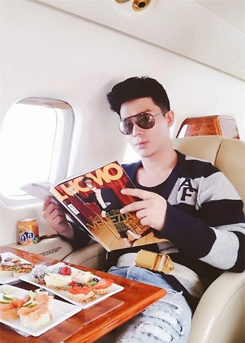 Cuộc sống sang chảnh của ca sĩ Nathan Lee vừa tậu biệt thự 380 tỷ ở Mỹ - Hình 12 Cuoc song sang chanh cua ca si Nathan Lee vua tau biet thu 380 ty o My-Hinh-12
