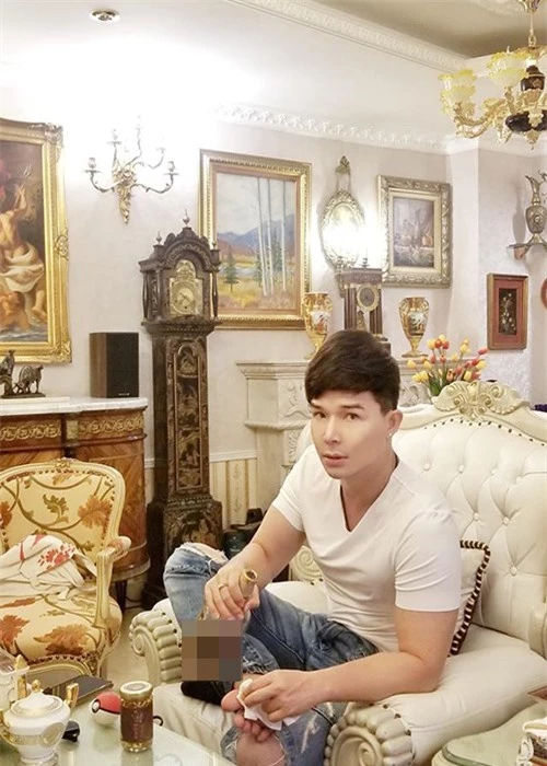Cuộc sống sang chảnh của ca sĩ Nathan Lee vừa tậu biệt thự 380 tỷ ở Mỹ - Hình 8 Cuoc song sang chanh cua ca si Nathan Lee vua tau biet thu 380 ty o My-Hinh-8