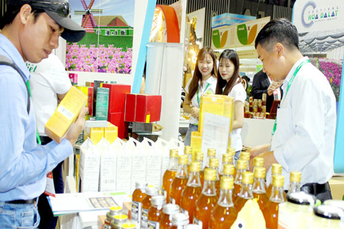 Hàng Việt chú trọng chất lượng nhưng bao bì, nhãn mác còn hạn chế Hàng Việt chú trọng chất lượng nhưng bao bì, nhãn mác còn hạn chế