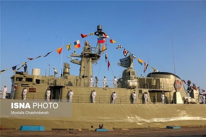 Iran lại khiến thế giới giật mình khi tự "đắp" thêm vũ khí cho khinh hạm - Hình 4 Iran lai khien the gioi giat minh khi tu