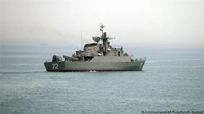 Iran lại khiến thế giới giật mình khi tự "đắp" thêm vũ khí cho khinh hạm - Hình 8 Iran lai khien the gioi giat minh khi tu