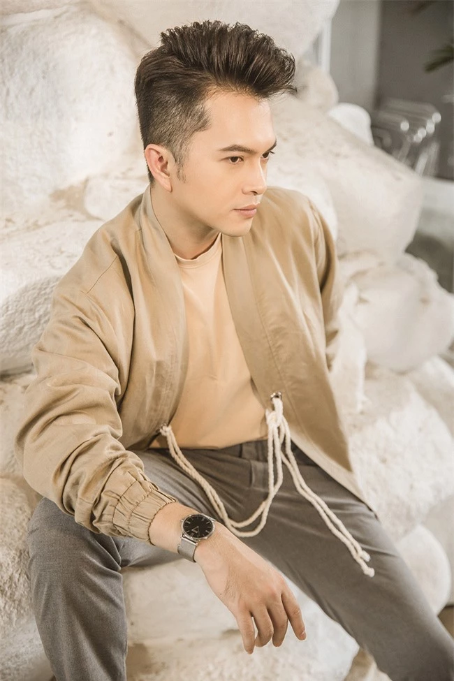 Nam Cường chi tiền khủng sang tận Mỹ để làm MV kể chuyện yêu đương - Ảnh 7. Nam Cường chi tiền khủng sang tận Mỹ để làm MV kể chuyện yêu đương - Ảnh 7.