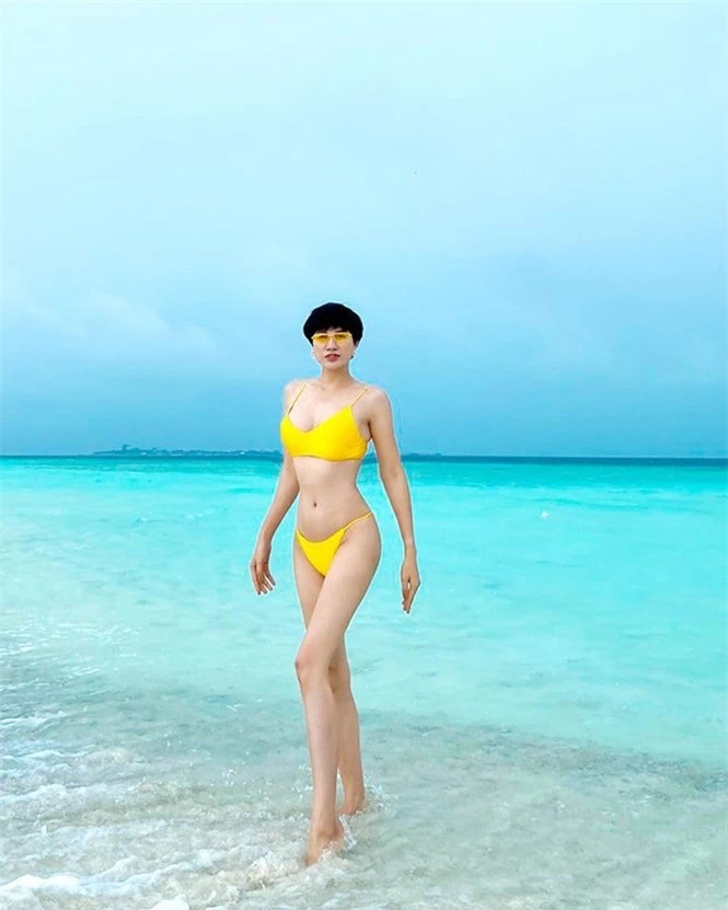 Phát 'sốt' với ảnh Trang Trần diện bikini được Ngọc Trinh tặng  - ảnh 8