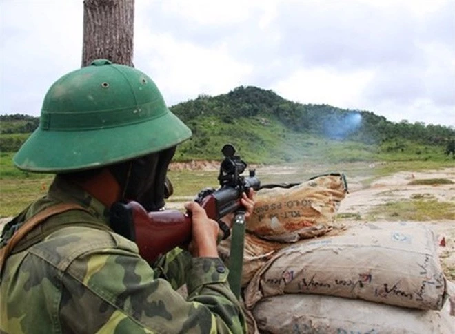 Phóng lựu "nhồi nòng": Giải pháp thay thế cho M79 và M203 Việt Nam đang dùng? - Hình 2 Phong luu