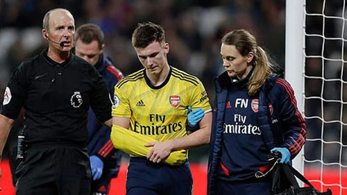 Arsenal trả giá đắt sau chiến thắng trước West Ham Arsenal trả giá đắt sau chiến thắng trước West Ham
