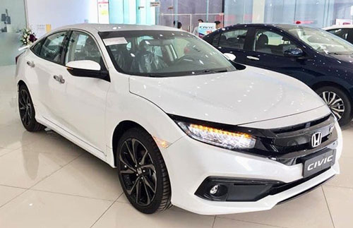 XE HOT (12/12): "Đối thủ" siêu rẻ của Honda Air Blade về Việt Nam, loạt ôtô giảm giá mạnh