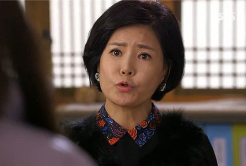 Sau 4 năm ly hôn gặp lại, mẹ chồng cũ đề nghị lạ