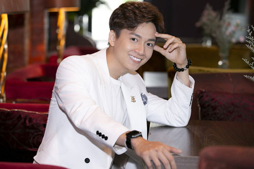 Ngô Kiến Huy nói gì khi em gái Thanh Thảo liên tiếp “mỉa mai” chuyện cũ?