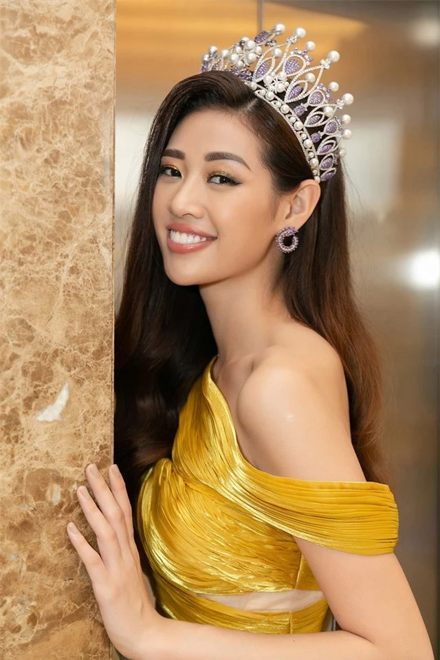 Hoa hậu H’Hen Niê đọ dáng cùng tân Hoa hậu Khánh Vân - 6