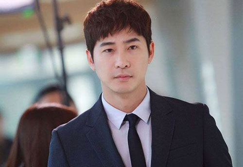 Công tố viên bất bình với mức án treo dành cho tài tử cưỡng dâm Kang Ji Hwan