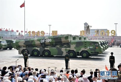 DF-100 được Trung Quốc “quảng bá” là đủ khả năng đánh bại các hệ thống phòng không của Nga và Mỹ. Nguồn: Sina
