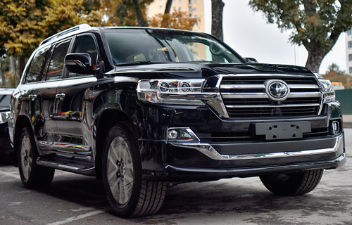 XE HOT (13/12): 5 ôtô ế khách nhất tại Việt Nam, Yamaha ra mắt xe ga mới