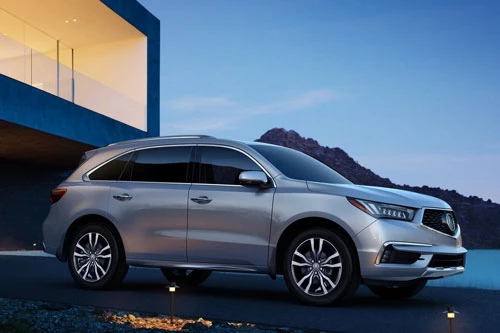 2. Acura MDX 2020 (giá khởi điểm: 44.400 USD). 