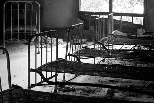 Hòn đảo hoang đầy “bóng ma bệnh tật” ở Ý