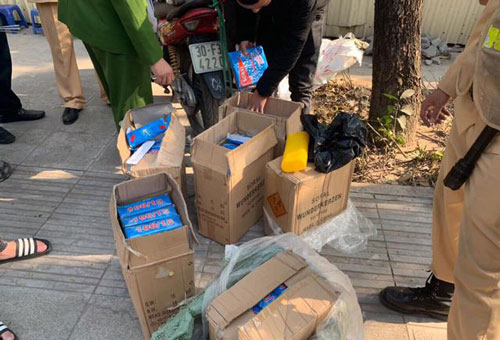 Hà Nội: Phát hiện đối tượng vận chuyển gần 1 tạ pháo cho khách