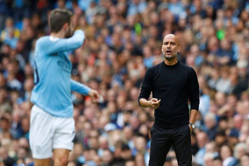 Pep Guardiola gần đây đã lộ thái độ cáu kỉnh. Dường như nhà cầm quân người Tây Ban Nha đang mất kiểm soát ở cuộc đua vô địch năm nay?