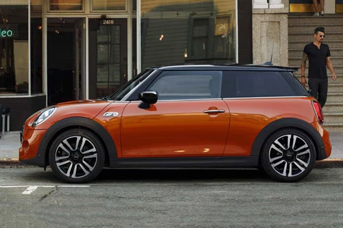 Mini Cooper S 3 Door.