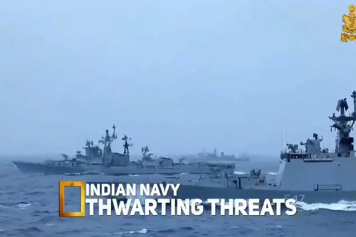 Hải quân Ấn Độ vừa tung ra một video quảng cáo cho sức mạnh của lực lượng này nhân Ngày Hải Quân. Trong đoạn video này, nhiều loại khí tài cực khủng của Ấn Độ đã xuất hiện nhằm biểu trưng cho sức mạnh của lực lượng này. Nguồn ảnh: QQ.
