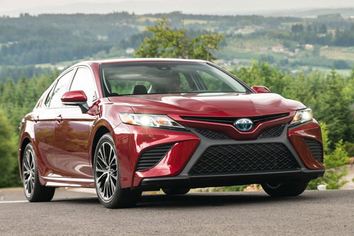 Top 10 xe sedan tốt nhất năm 2019: Toyota Camry số 1, Honda Civic bét bảng